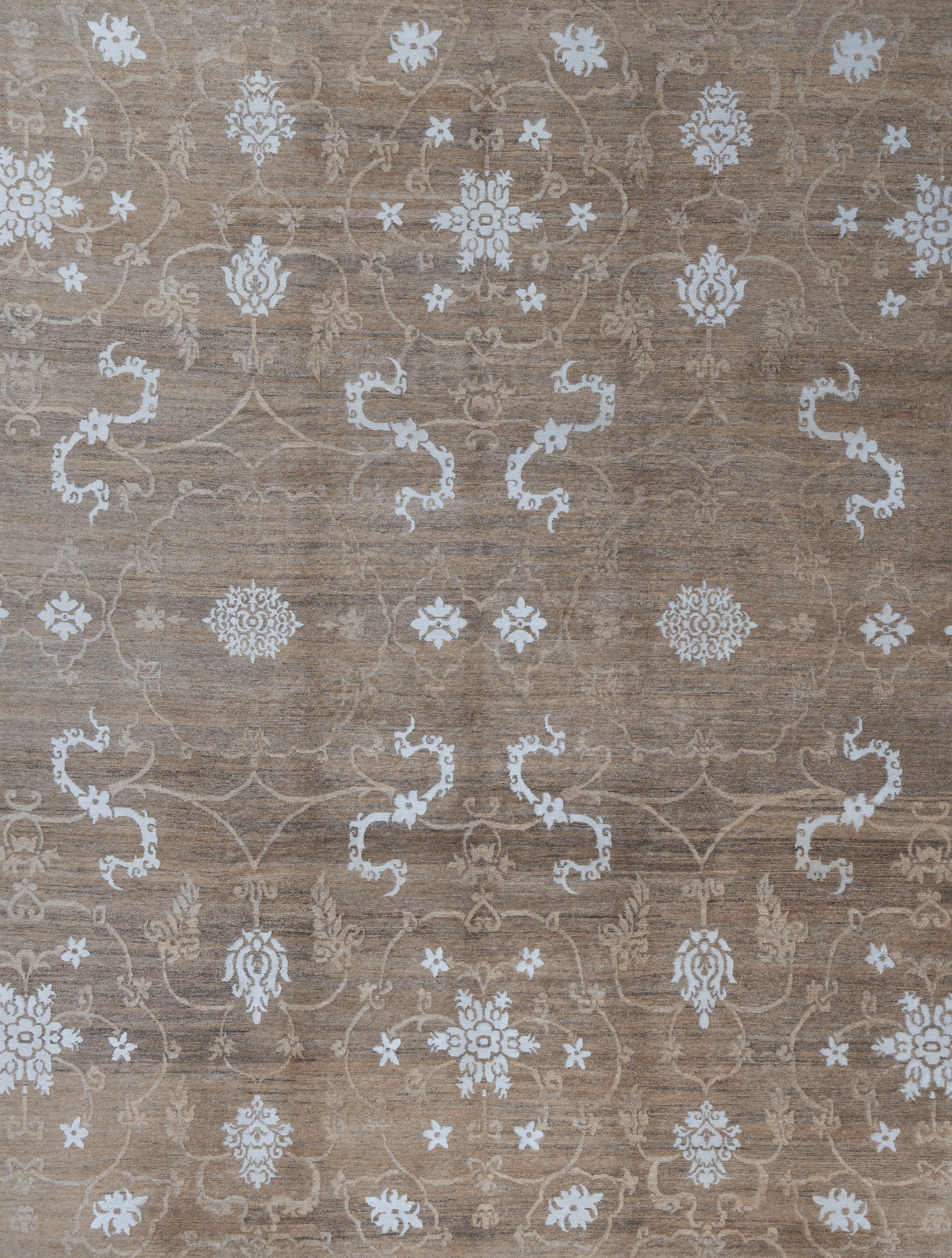 200010 Fine Hand Knotted Nepal Rug