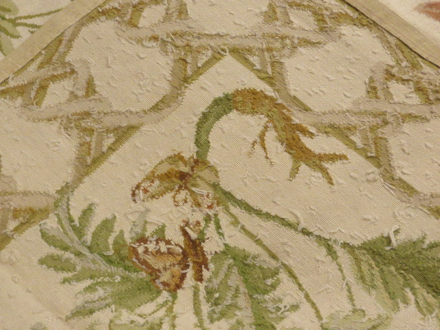 220 Needlepoint Carpet
