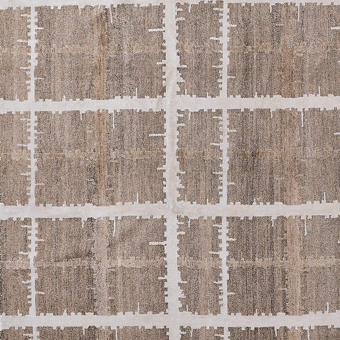 20154 Fine Hand Knotted Nepal Rug