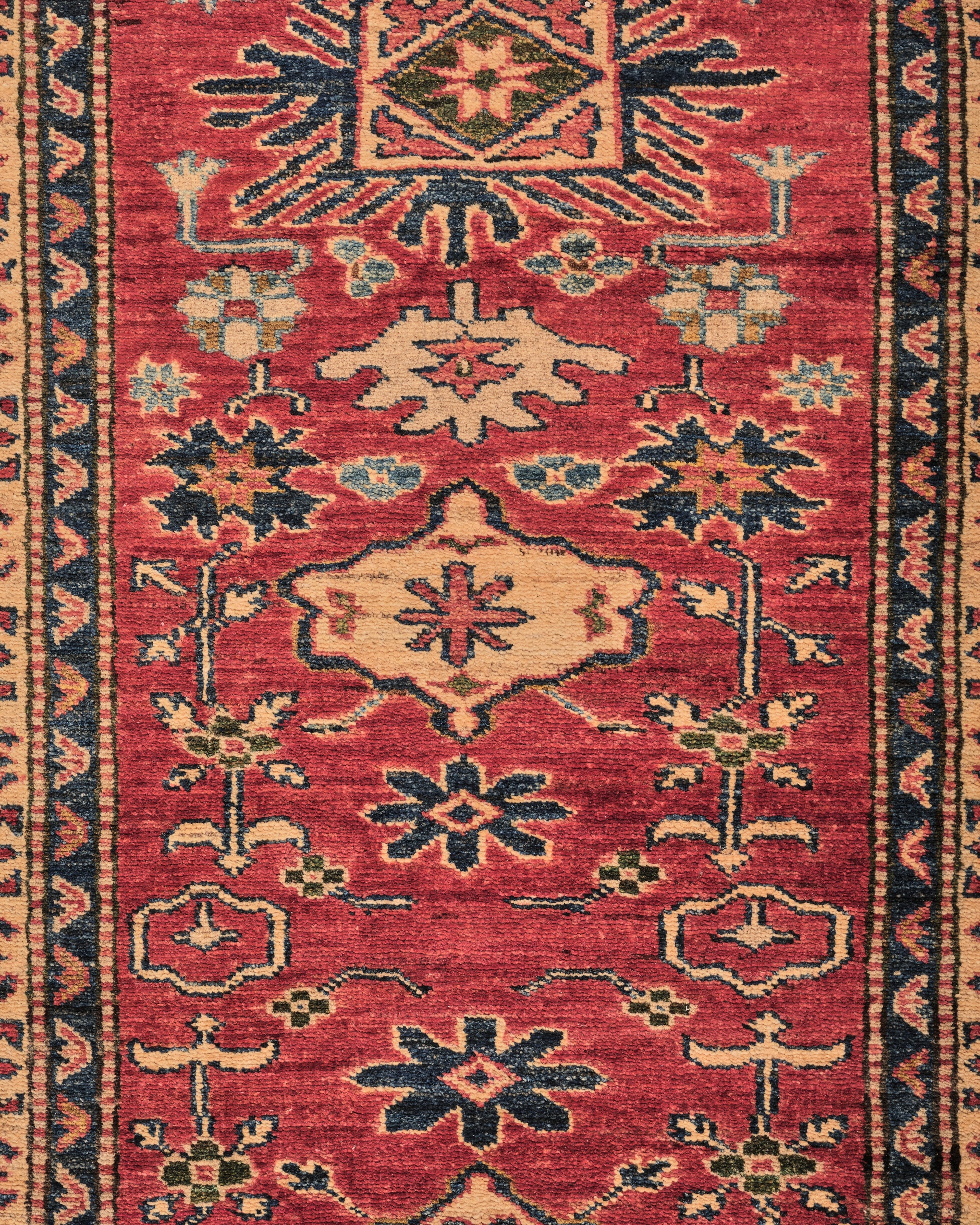 40010 Shirvan Runner