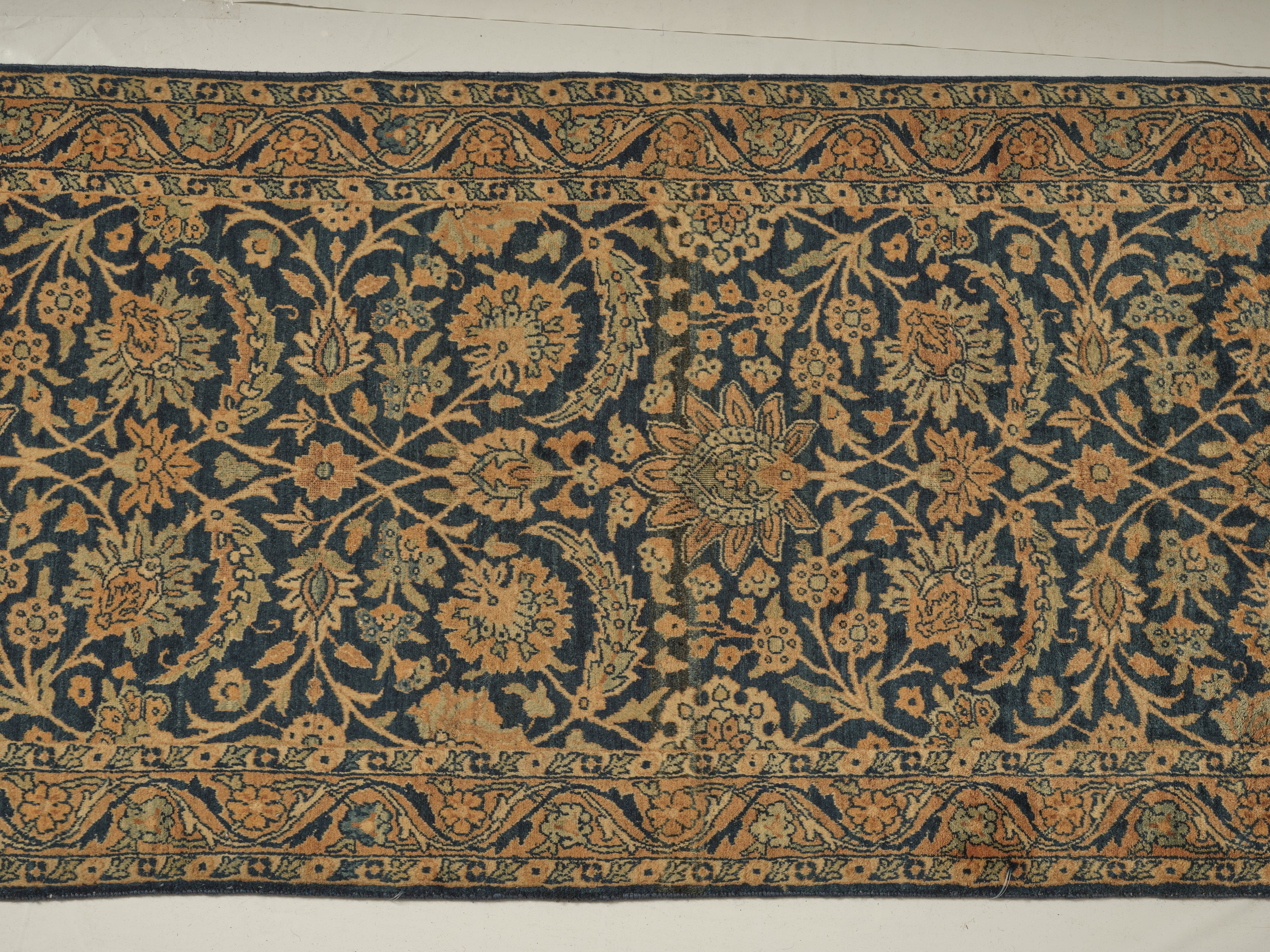 40035 Antique 19th C/ Laver Kerman Runner