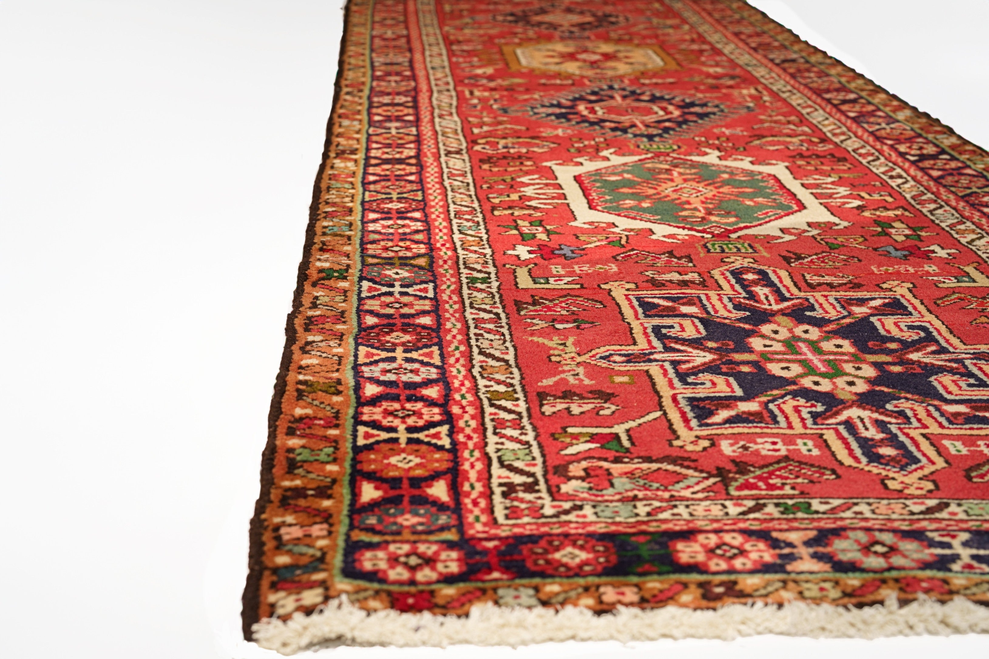 40053 Antique persian Heriz Runner