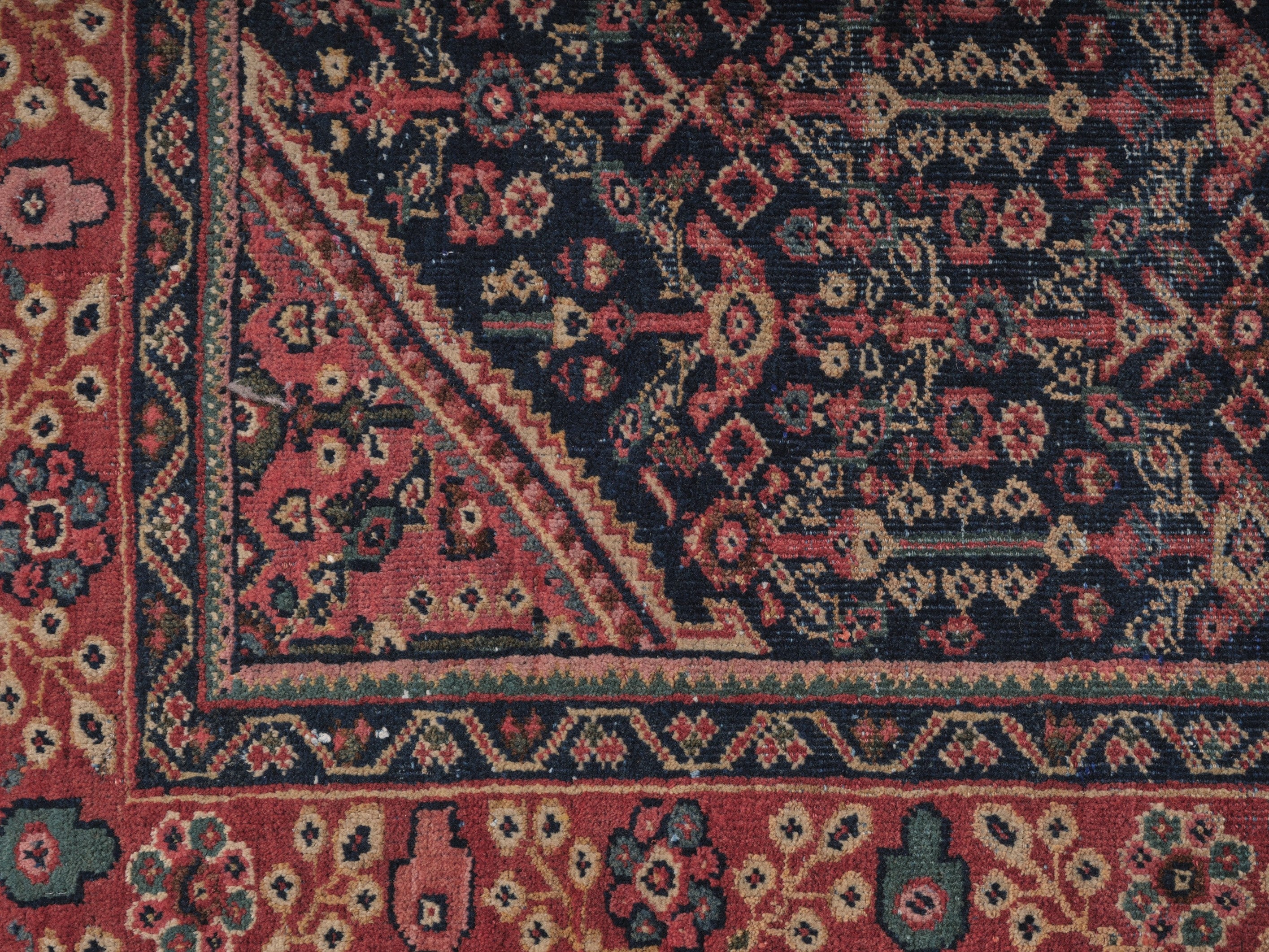 40069  Antique N.West Persian Rug