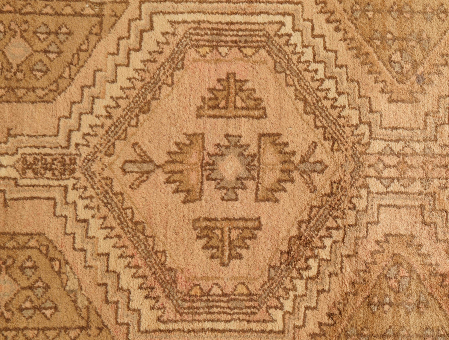 40072 Antique Perisian Heriz Runner