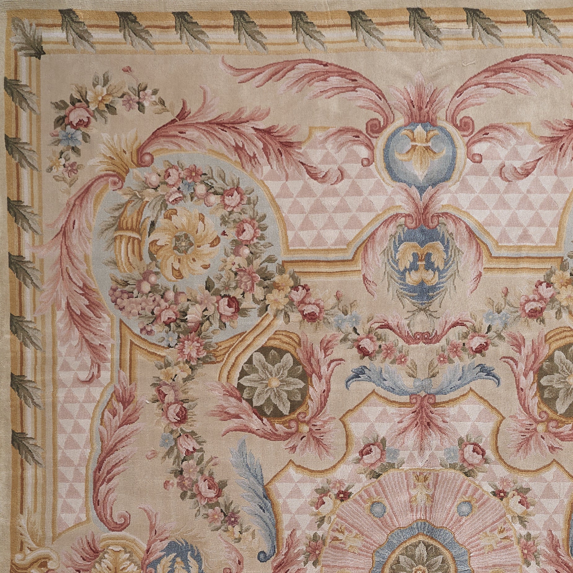 8009 Hand Knotted Savonnerie Carpet