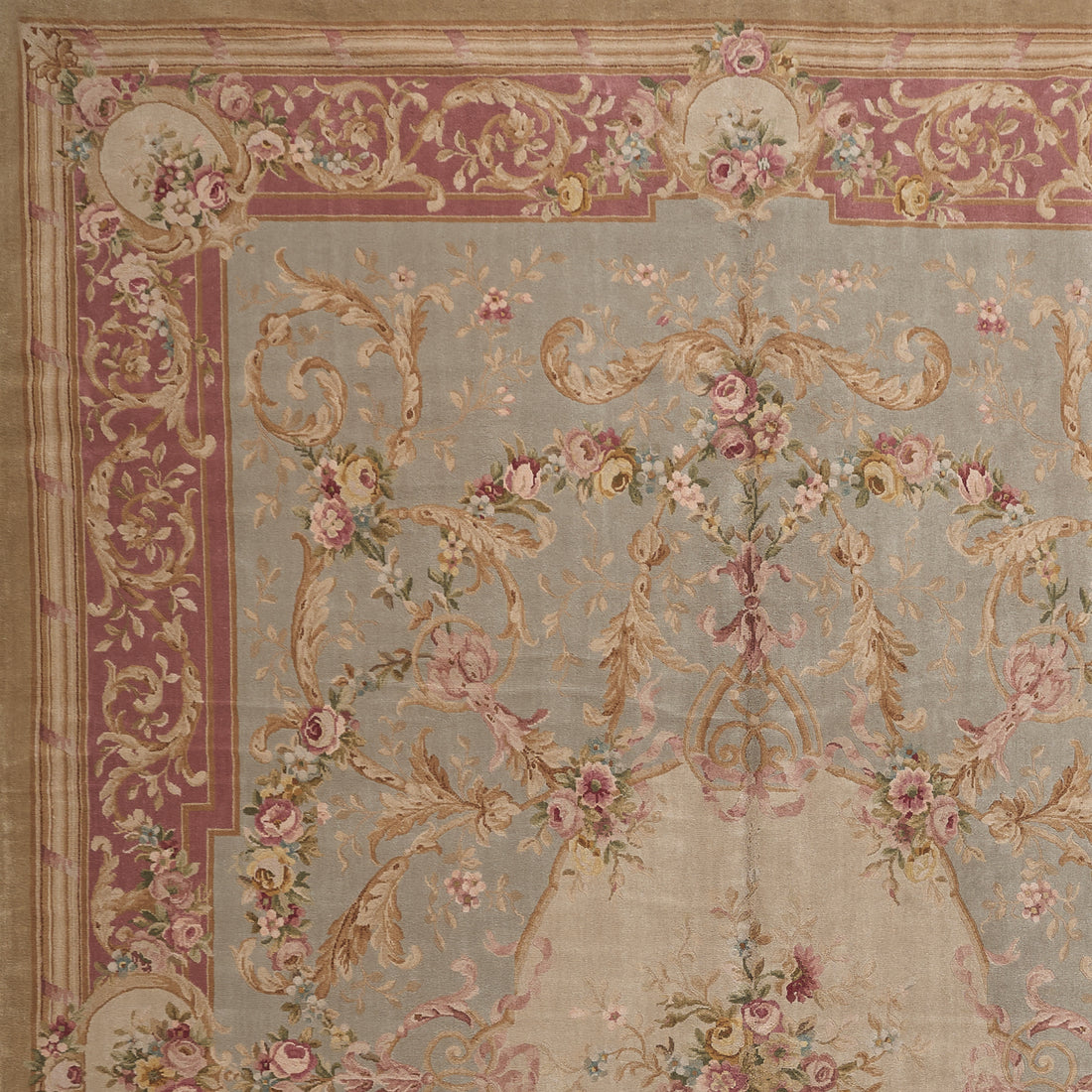 Hand Knotted Savonnerie Carpet 8013