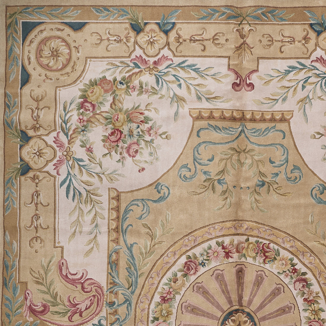 Hand Knotted Savonnerie Carpet 8015