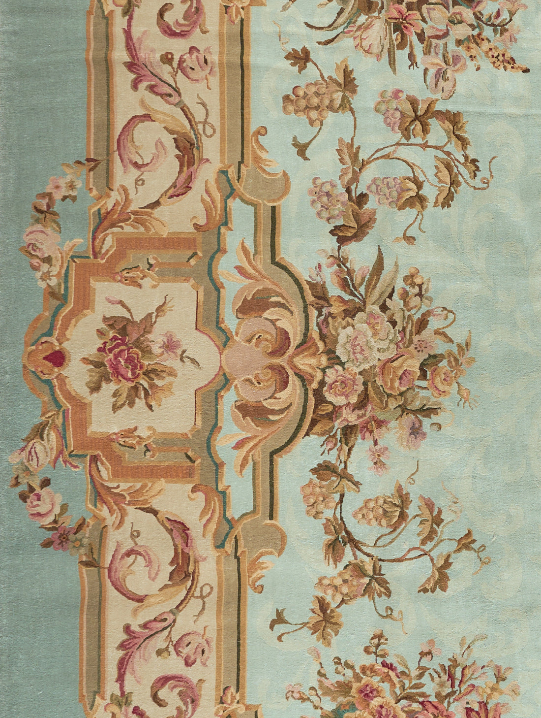 Hand Knotted Savonnerie Carpet 8022