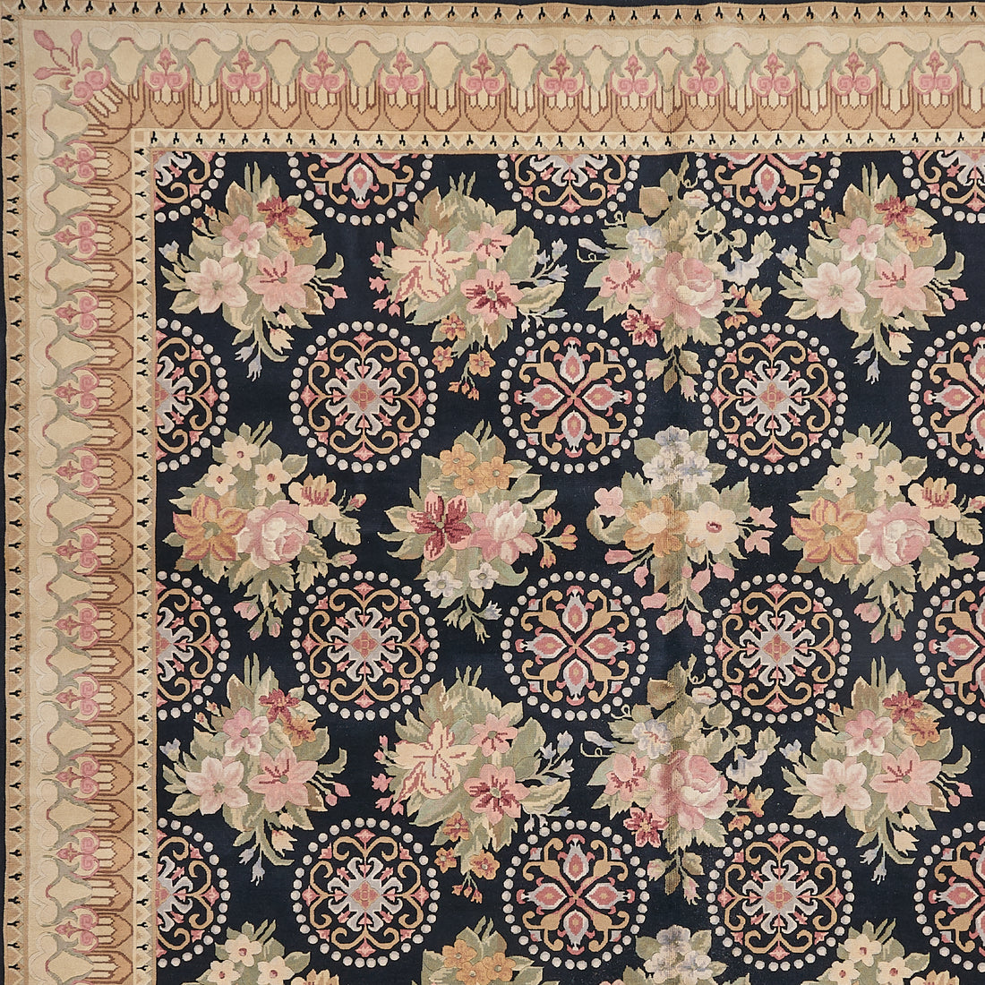 Hand Knotted Savonnerie Carpet 8034
