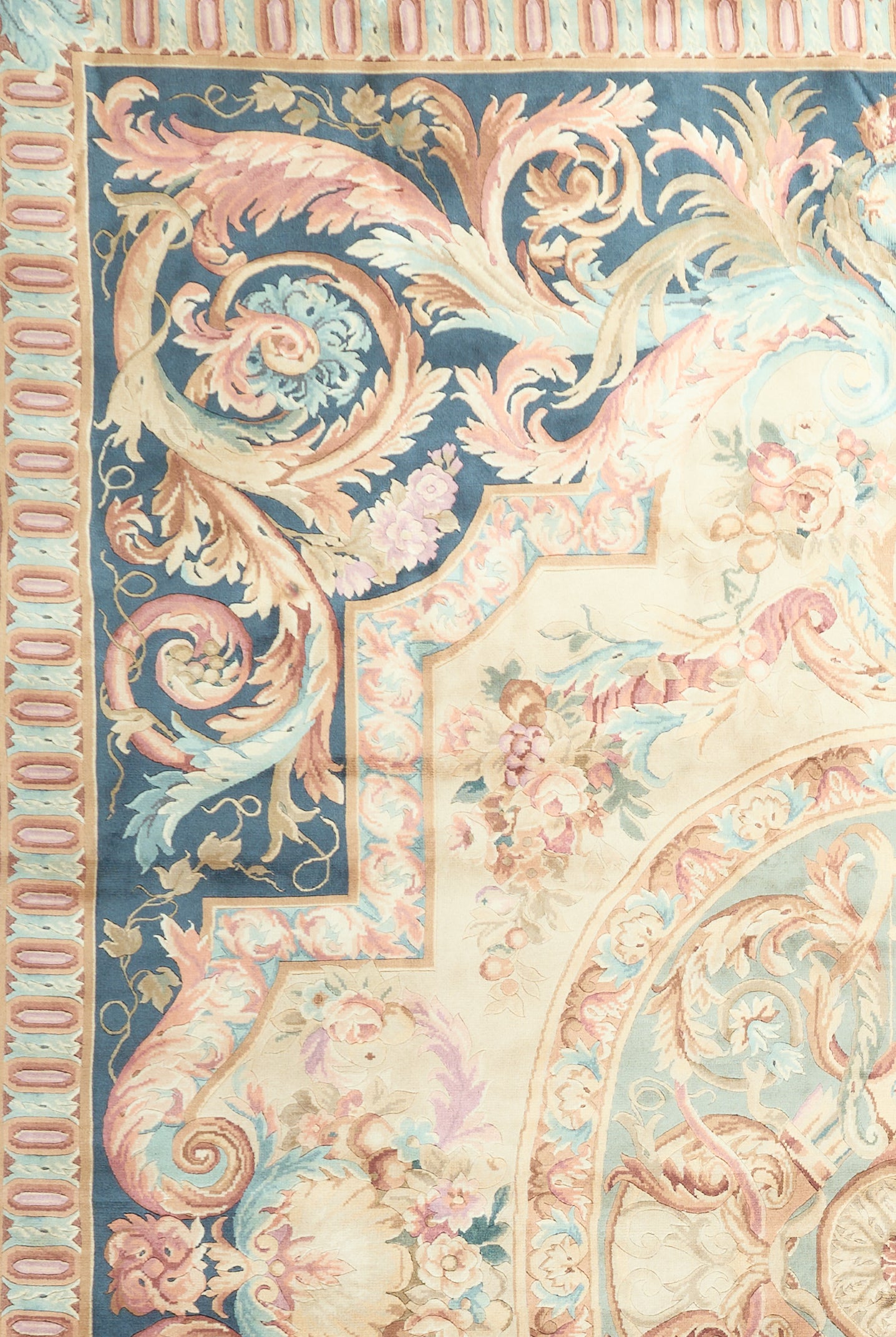 Hand Knotted Savonnerie Carpet 8042
