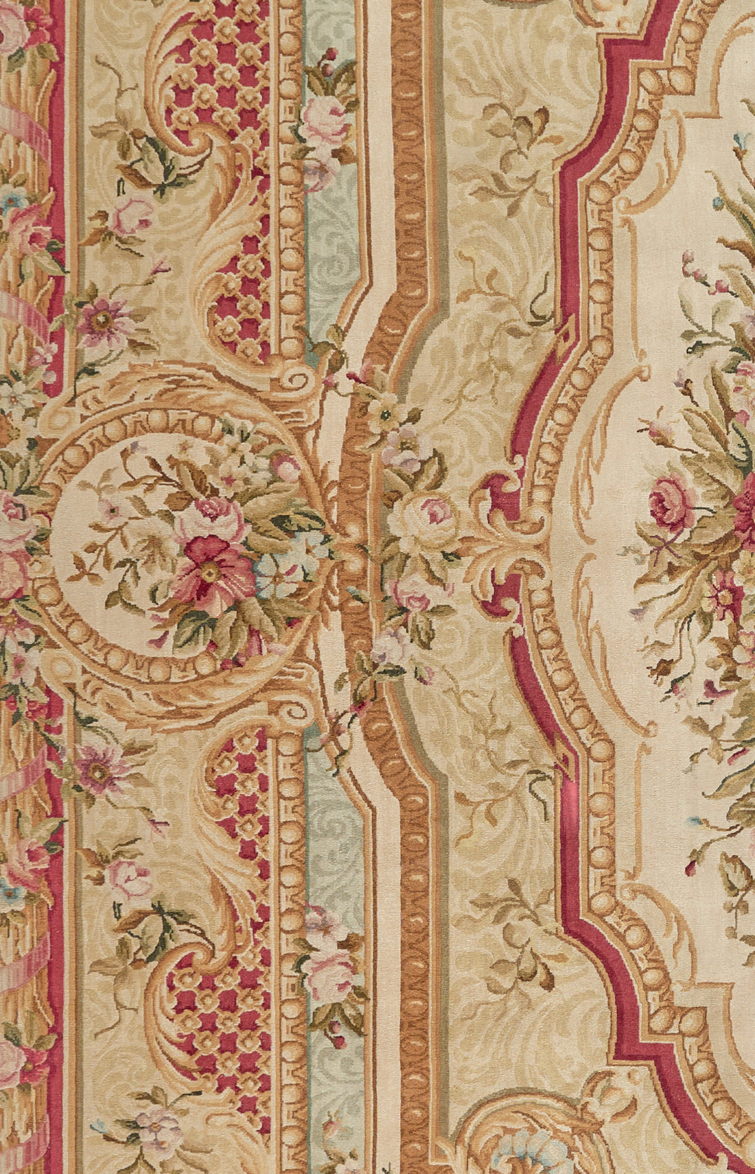 Hand Knotted Savonnerie Carpet 8057