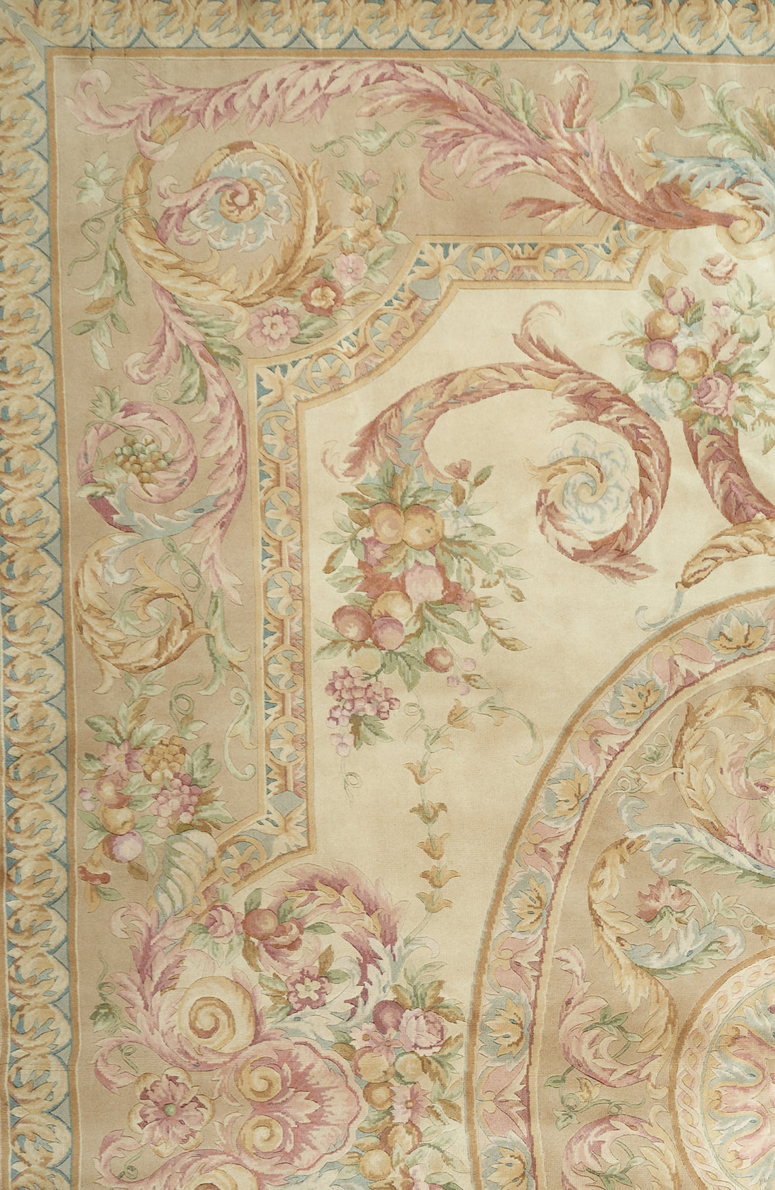 Hand Knotted Savonnerie Carpet 8060