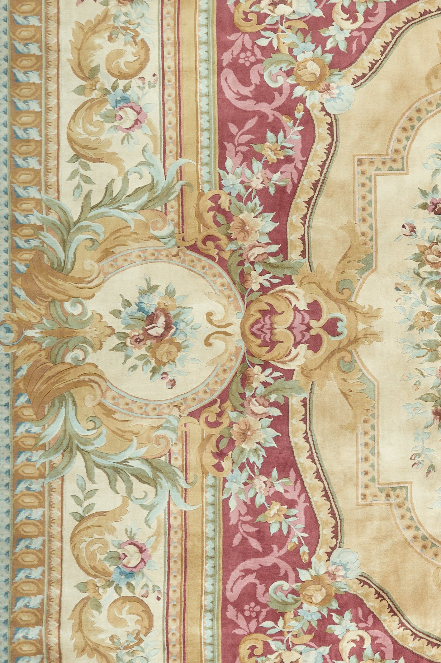 Hand Knotted Savonnerie Carpet 8063