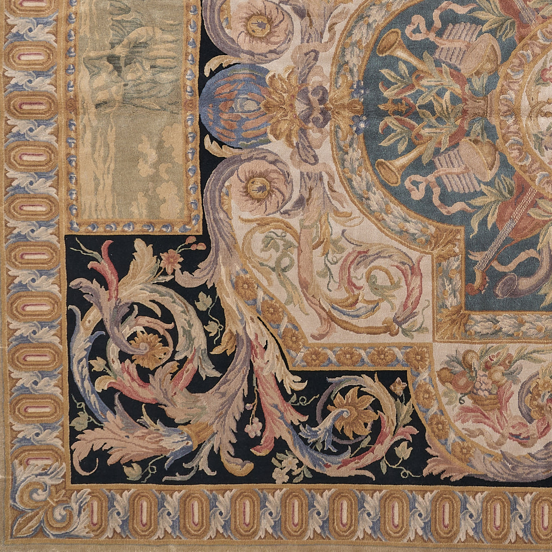 Hand Knotted Savonnerie Carpet 8065