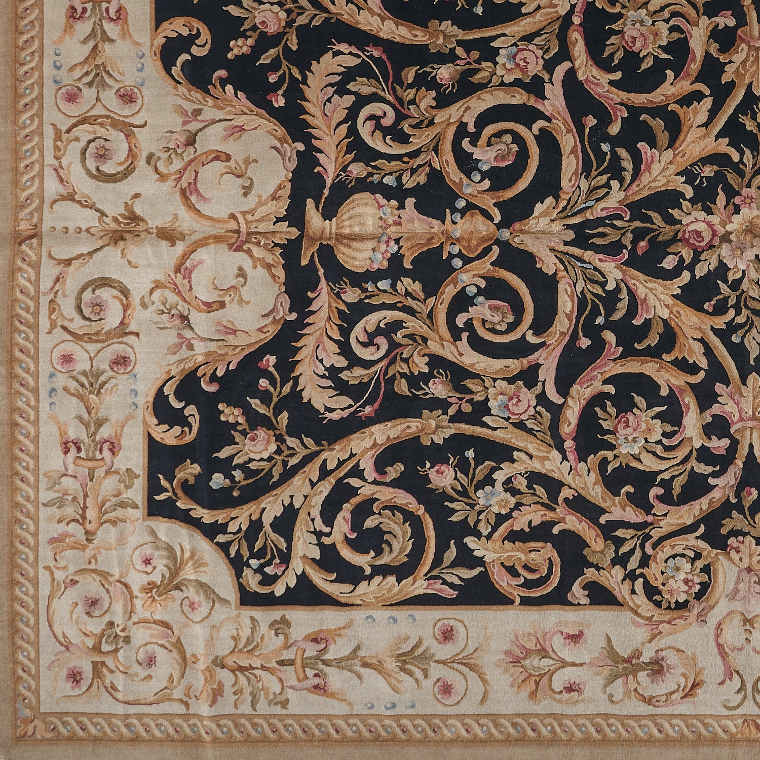 Hand Knotted Savonnerie Carpet 8072