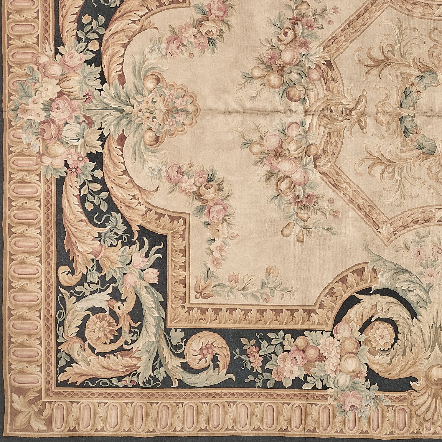 Hand Knotted Savonnerie Carpet 8075