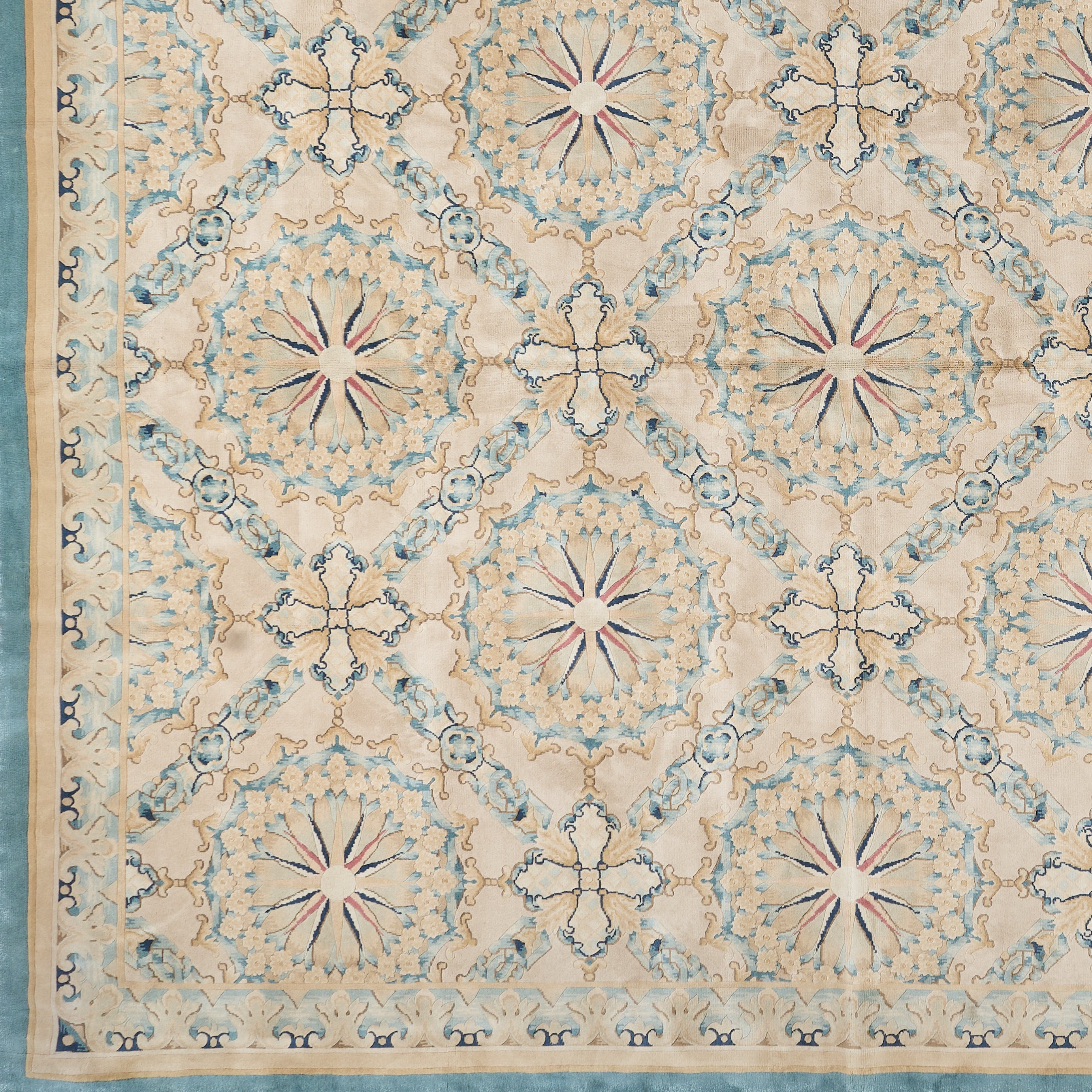 Hand Knotted Savonnerie Carpet 8077