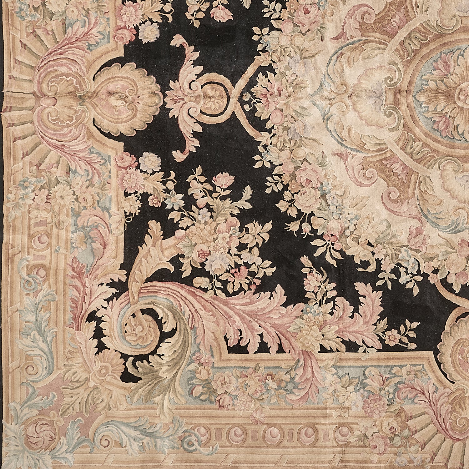 Hand Knotted Savonnerie Carpet 8078