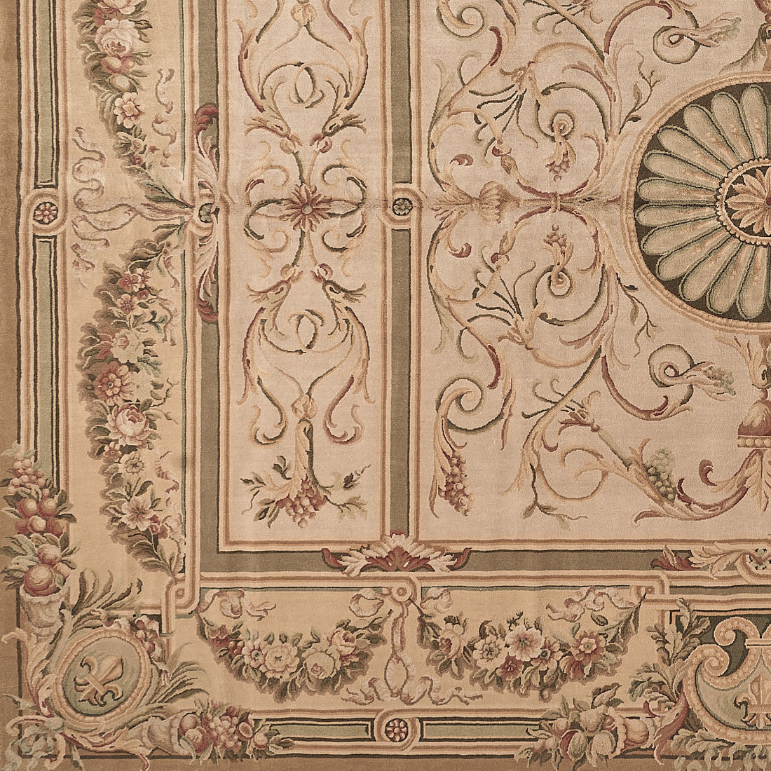 Hand Knotted Savonnerie Carpet 8081