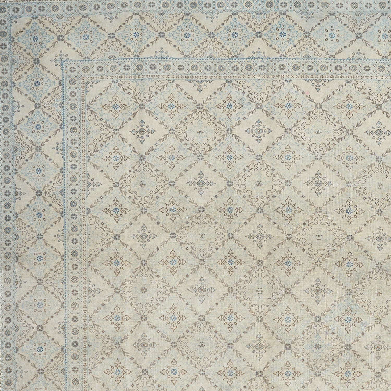 90040 Semi-Antique Persian Tabriz Rug Circa 1920