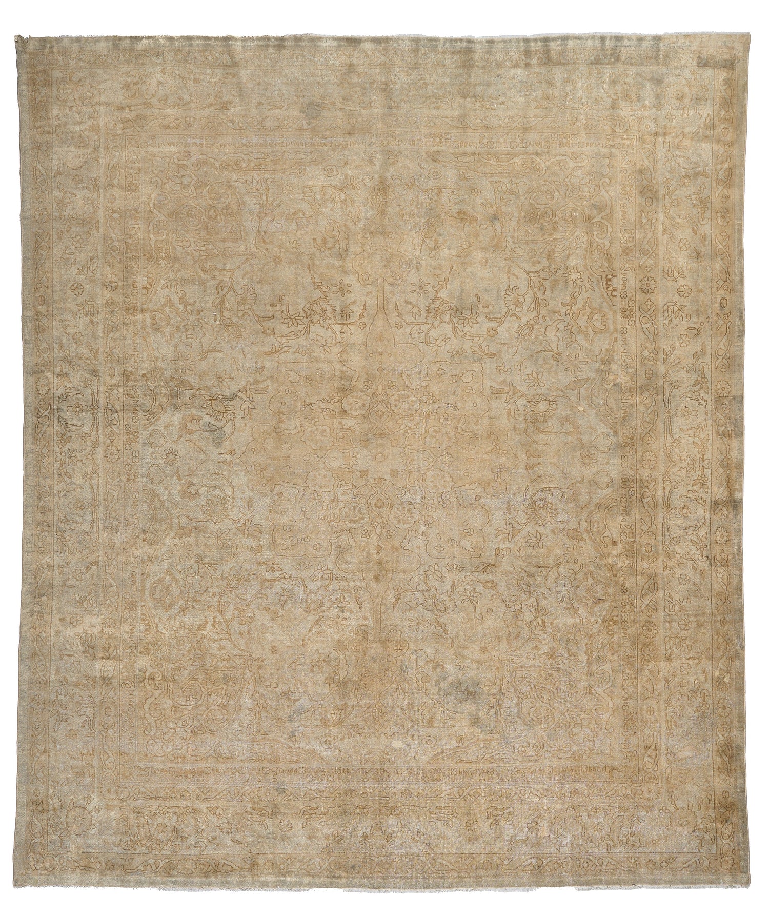 90056 Antique agra Carpet Circa late 19th Century