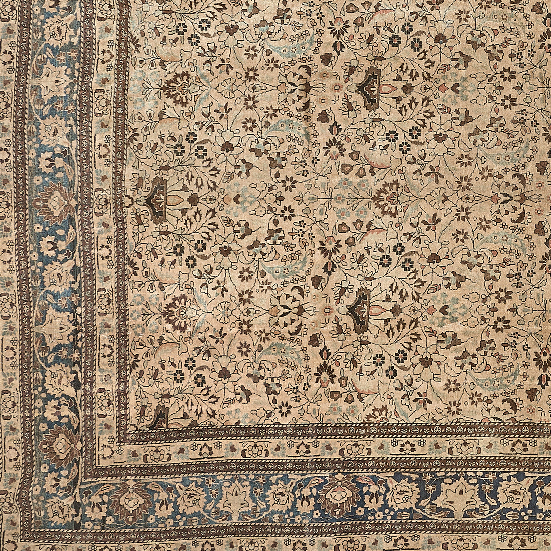 90146 Antique Persian Tabriz